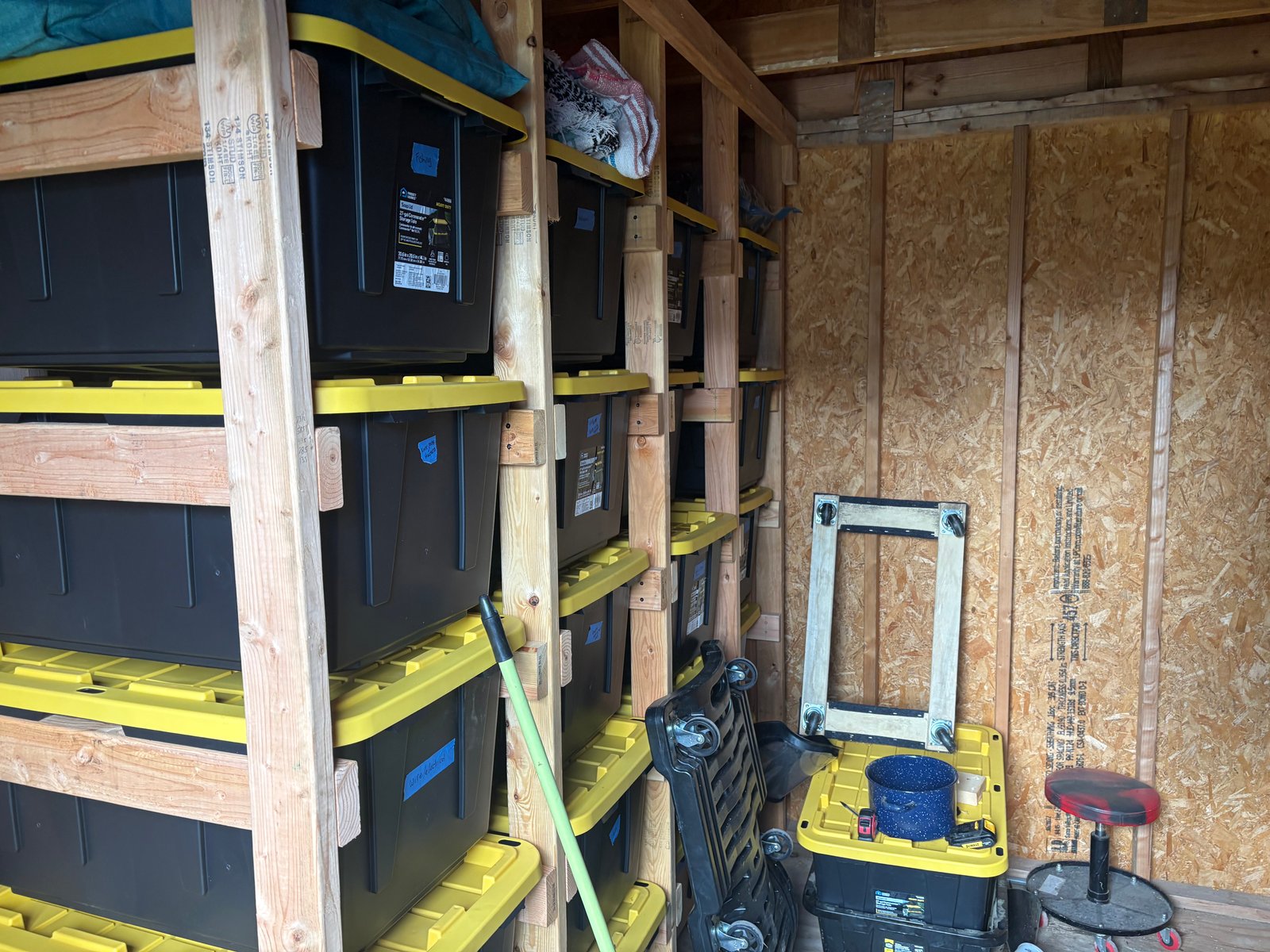 27-gallon tote storage rack (full view)